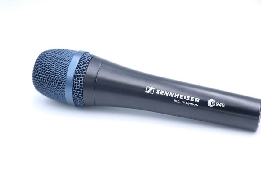 SENNHEISER e945をレビュー。高音の抜けが良い指向性を絞ったダイナミックマイク | 弾き語りすとLABO