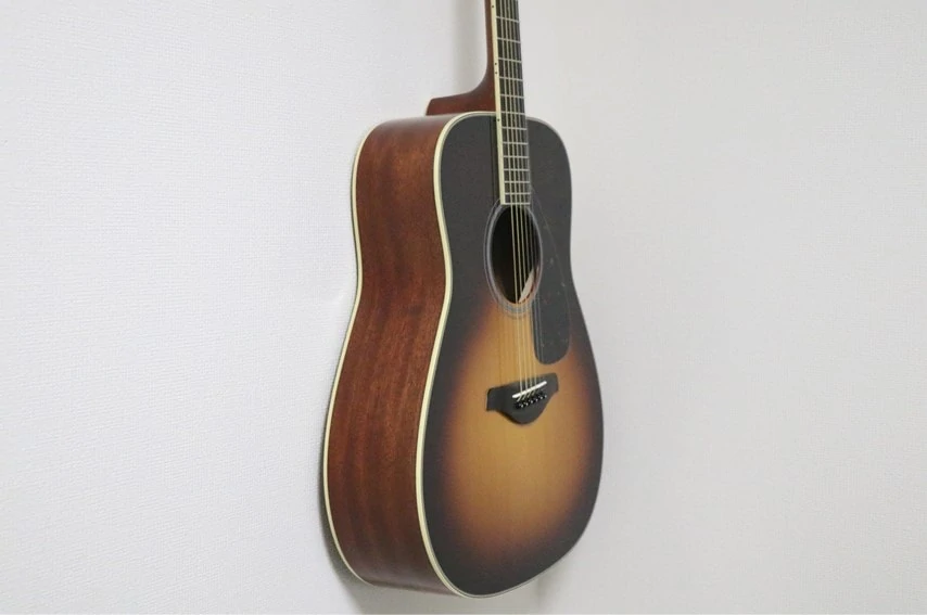 YAMAHA FG820