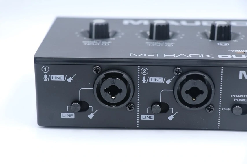 M-Audio M-Track DUOの前面左