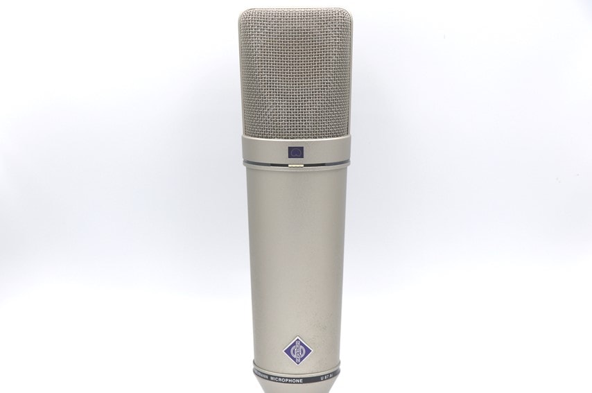 NEUMANN U 87Aiをレビュー。レコーディングスタジオで定番の有名コンデンサーマイク | 弾き語りすとLABO