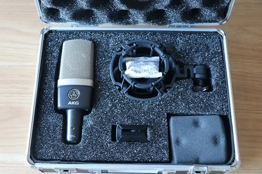 AKG C314の付属品一覧