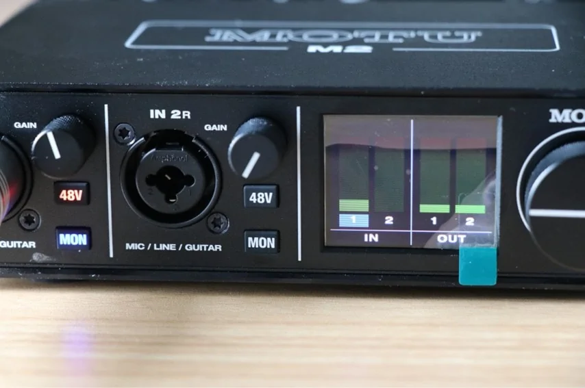 MOTU M2のディスプレイ Ch1をモニターONにした