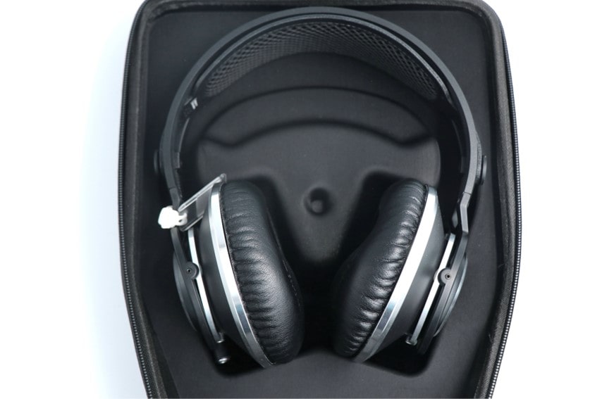 AKG K872-Y3をレビュー。最高峰の性能を誇る密閉型モニター