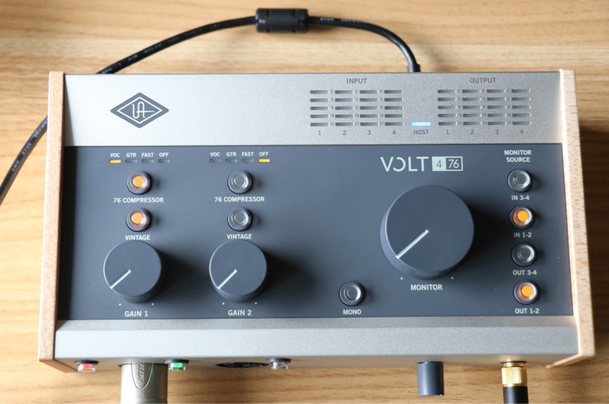 Universal Audio Volt 476 上部