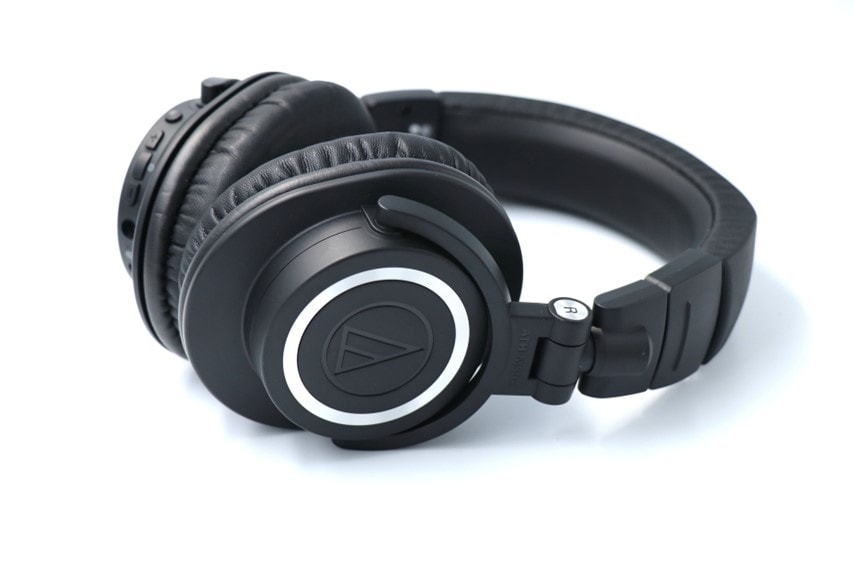 audio technica ATH-M50xBT2 左斜め