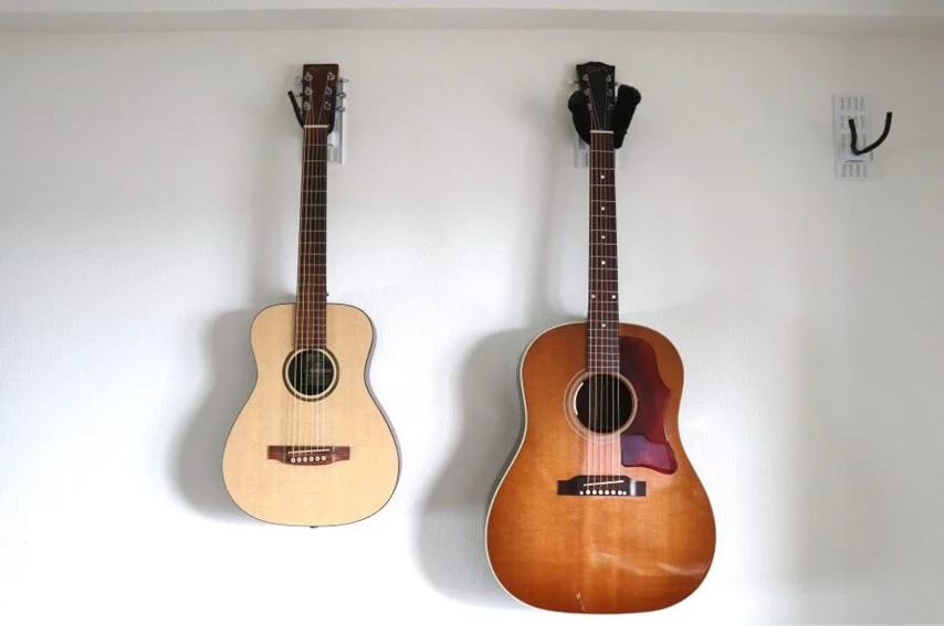 Martin LXMとGibson J-45