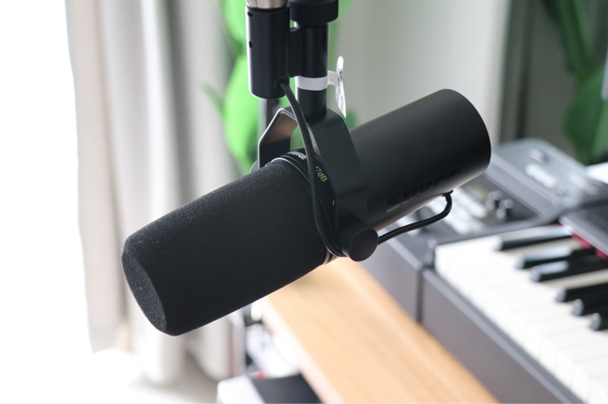 SHURE SM7dBをレビュー。人気のSM7Bにプリアンプを搭載した自宅 SHURE SM7dBをレビュー。人気のSM7Bにプリアンプを搭載した自宅