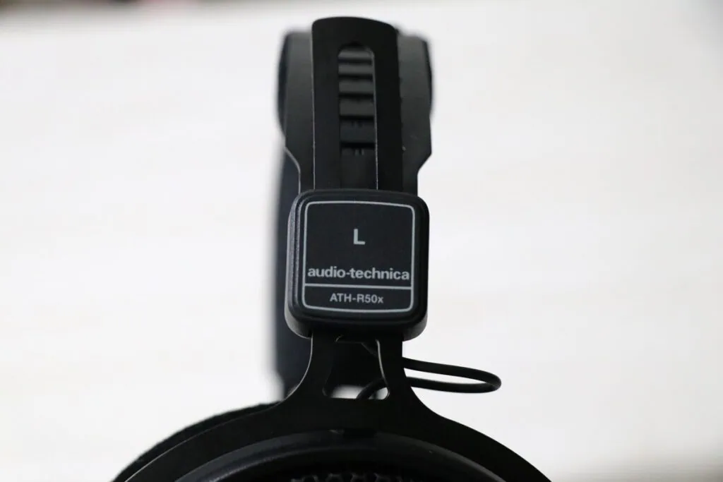 audio technica ATH-R50xのサイズ調整部分