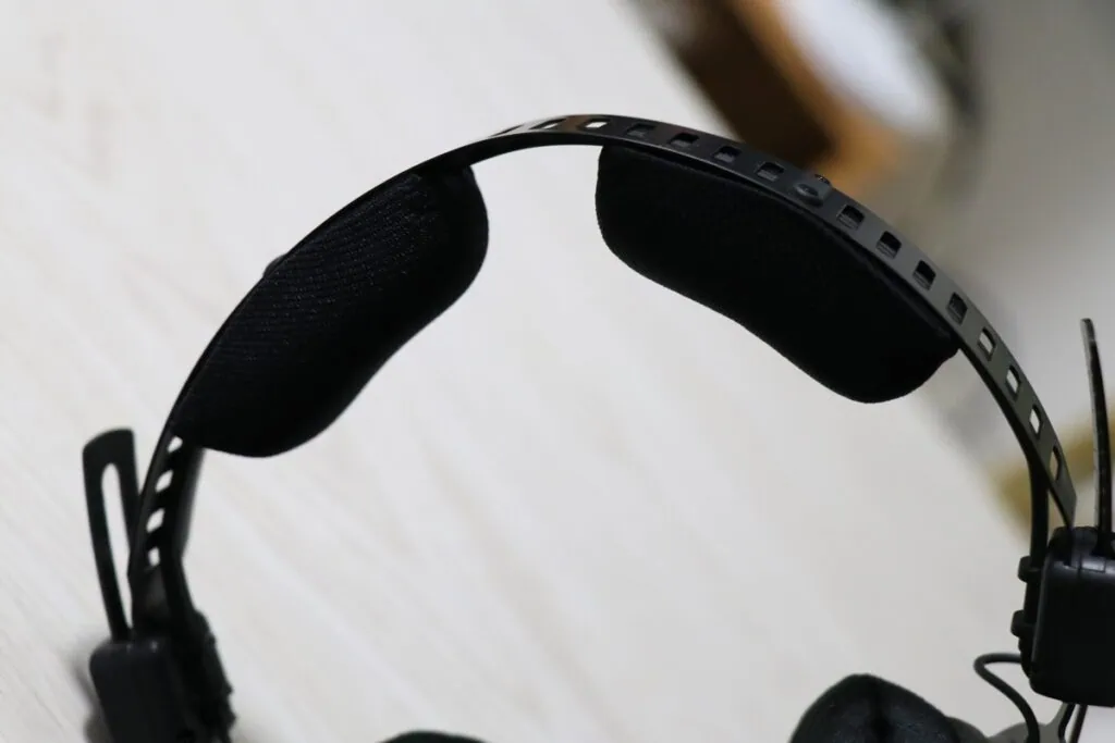 audio technica ATH-R50xのヘッドバンド