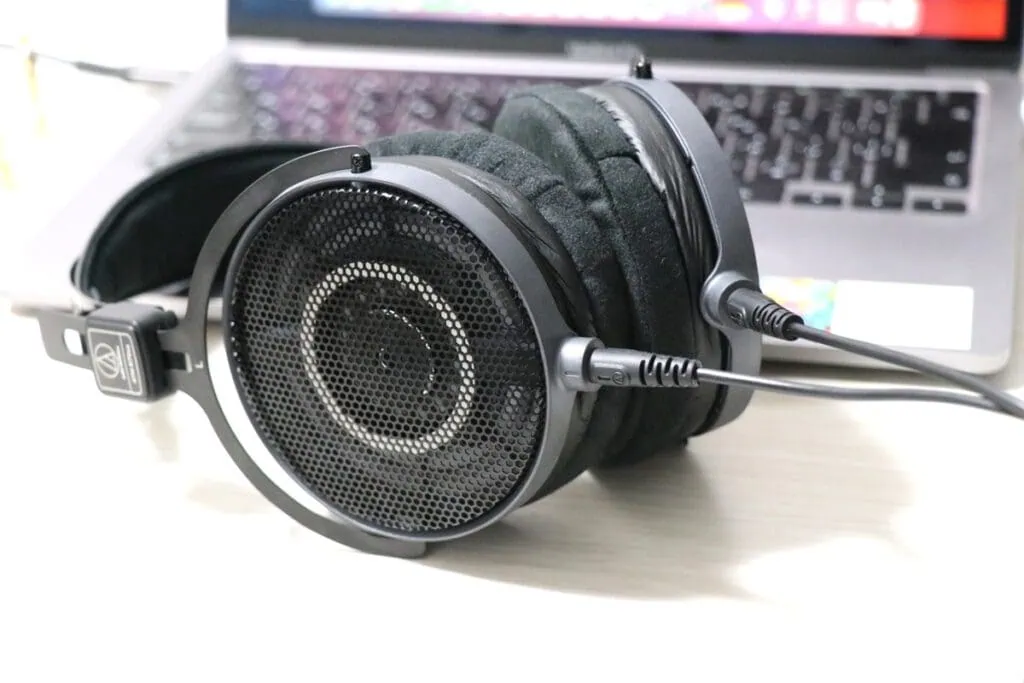 audio technica ATH-R70xaとノートPC