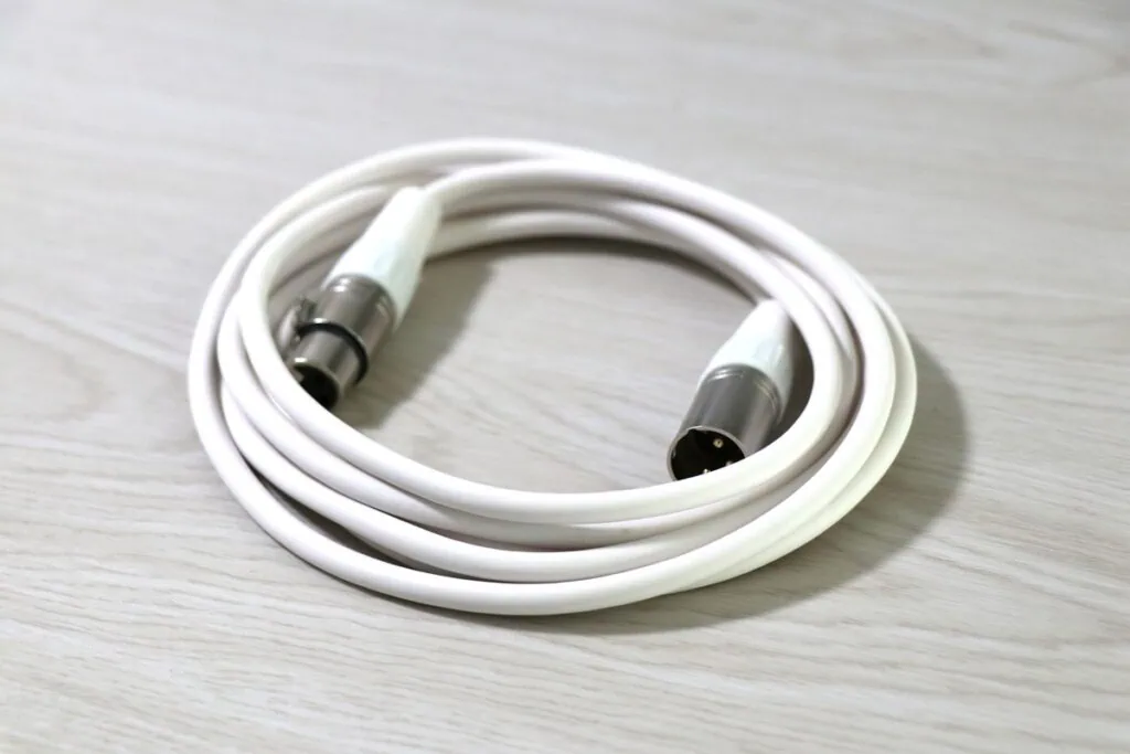 audio technica BX3/3.0 WH