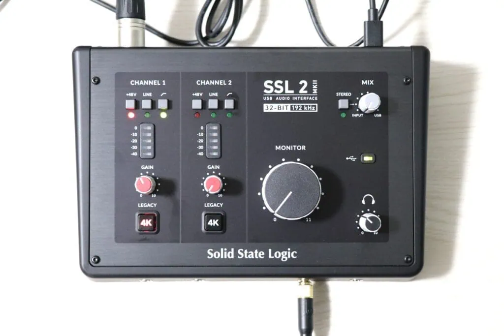 SSL2MKIIを上から撮影