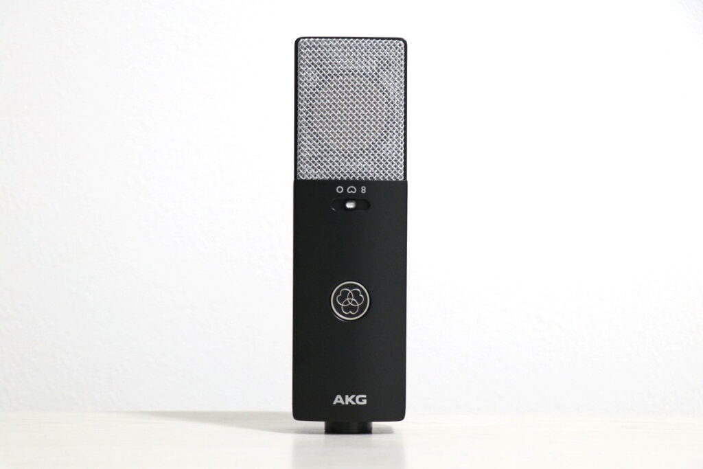 A*o様 AKG C411 コンデンサーマイク AKG C114をレビュー。3万円台でレアな3つの指向性を使い分けられる