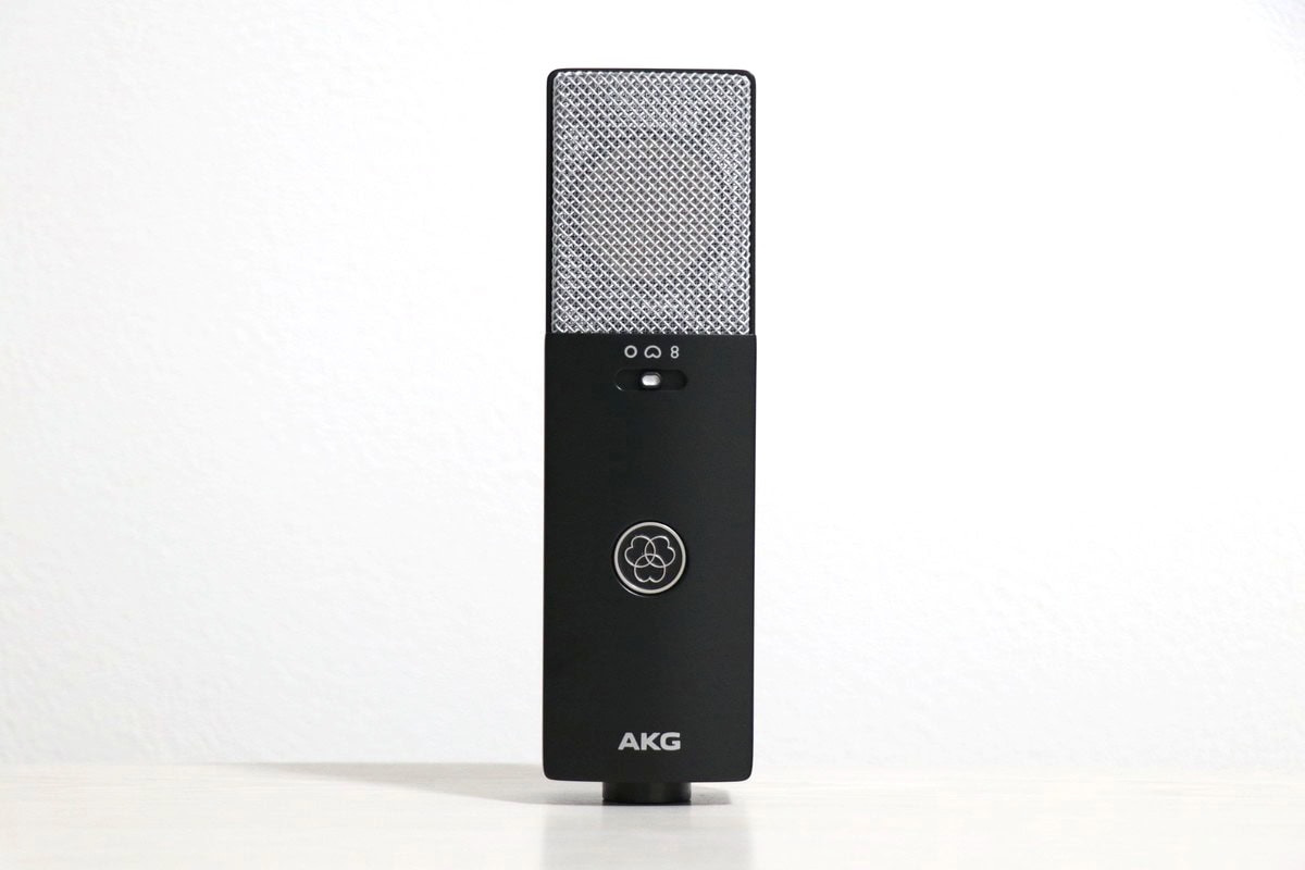 AKG C114│コンデンサーマイク ( ほぼ新品 ) AKG C114をレビュー。3万円台でレアな3つの指向性を使い分けられる